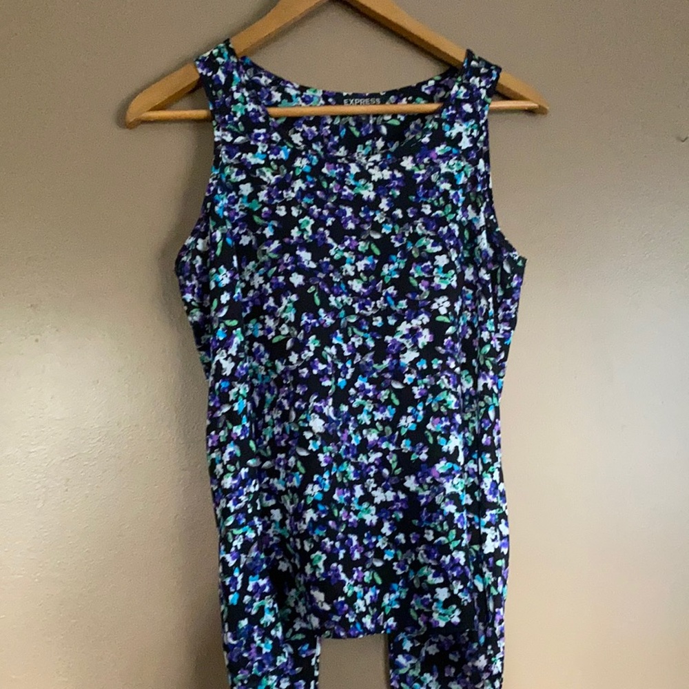 Express XS open back shirt
